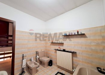 Bagno - Terraced Villa Via Trieste
 
45, Cassano Magnago - photo 17