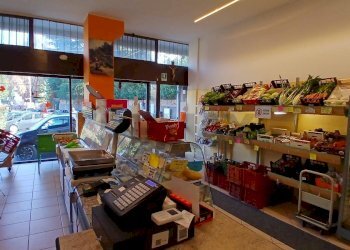 Dispensa di stoccaggio - Shop piazza madonnina
7, Solbiate Arno - photo 5