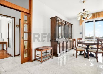 Sala da pranzo - Three-room apartment Via Tito Minniti
 
152, Cislago - photo 2