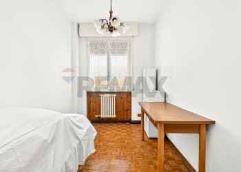 Camera / camera da letto - Three-room apartment Via Tito Minniti
 
152, Cislago - photo 17