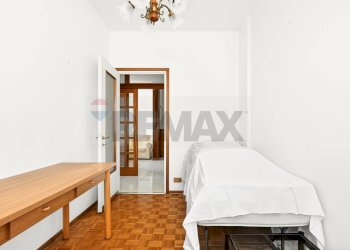 Camera / camera da letto - Three-room apartment Via Tito Minniti
 
152, Cislago - photo 18