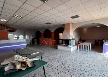 Ricezione / Lobby - Locale Commerciale Vergiate - foto 5