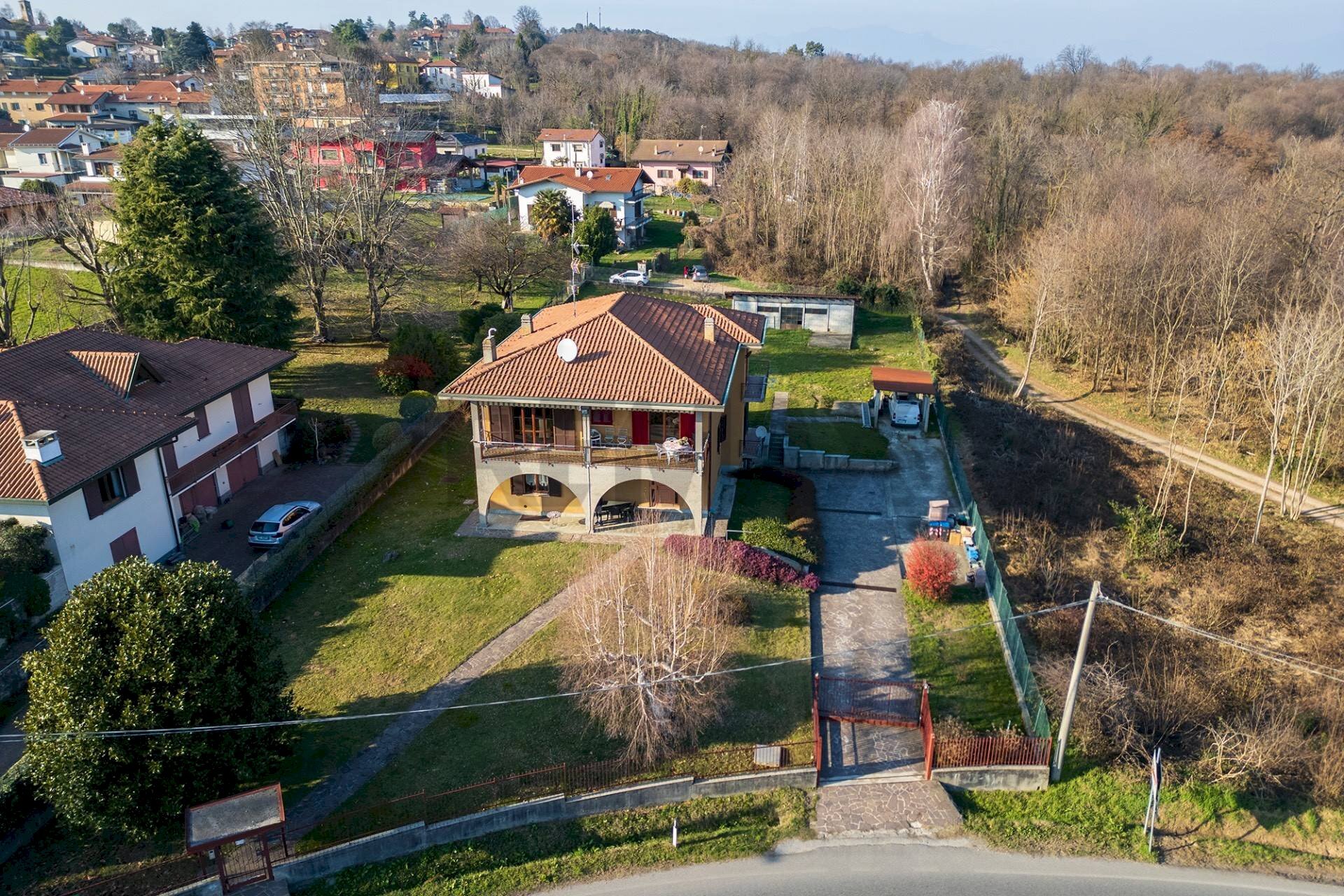 Casa all\'aperto - Independent house Via XXV Aprile
 
4, Albizzate - photo 2