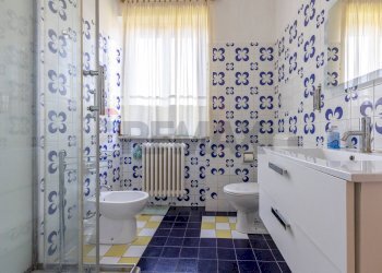 Bagno - Casa indipendente Via XXV Aprile
 
4, Albizzate - foto 22