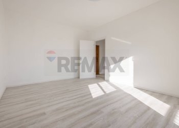 Stanza vuota - Two-room apartment VIA MAMELI
 
18, Magnago - photo 7