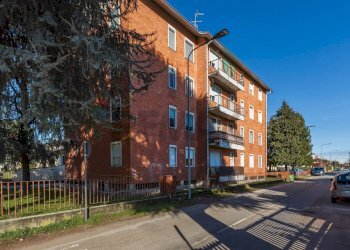 Edificio all\'aperto - Two-room apartment VIA MAMELI
 
18, Magnago - photo 23