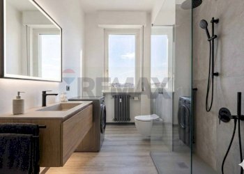 Bagno - Bilocale VIA MAMELI
 
18, Magnago - foto 17