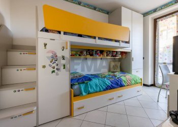 Camera / camera da letto - Trilocale Via Pastrengo
 
27, Fagnano Olona - foto 12