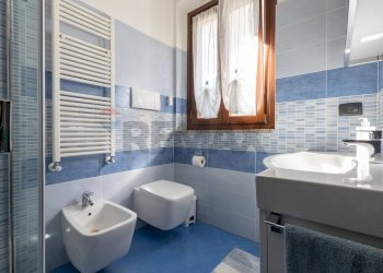 Bagno - Trilocale Via Pastrengo
 
27, Fagnano Olona - foto 15