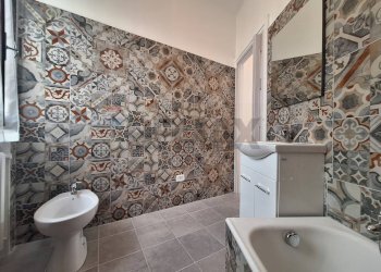 Bagno - Appartamento VIA BIANCHI GIACOMO
 
43, Tradate - foto 9