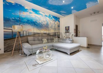 Soggiorno - Trilocale VIA VIRGILIO
 
18, Dairago - foto 1