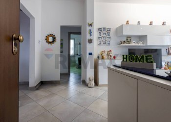 Cucina - Trilocale VIA VIRGILIO
 
18, Dairago - foto 2