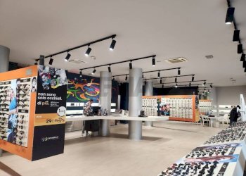 Soggiorno - Commercial Premises Via Raffaello Sanzio
 
2, Gallarate - photo 2