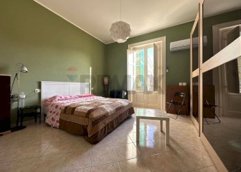 Camera / camera da letto - Quadrilocale VIA MERCE'
 
29, Trapani - foto 1