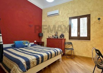 Camera / camera da letto - Quadrilocale VIA MERCE'
 
29, Trapani - foto 18