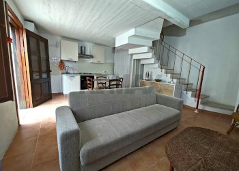 Sala da pranzo - Trilocale VIA SAN FRANCESCO
 
53, Erice - foto 5