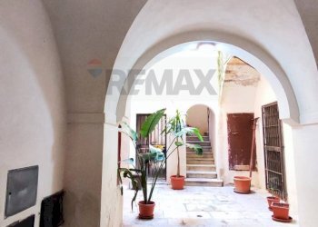 Ricezione / Lobby - Two-room apartment Via Poeta Calvino
 
48, Trapani - photo 10