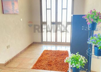 Hall / corridoio - Independent house strada portelli
 
4, Trapani - photo 5