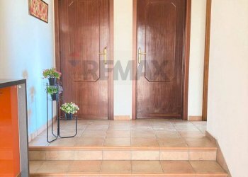 Hall / corridoio - Independent house strada portelli
 
4, Trapani - photo 6