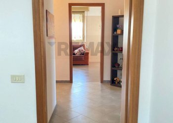 Hall / corridoio - Independent house strada portelli
 
4, Trapani - photo 11