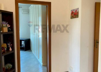 Hall / corridoio - Independent house strada portelli
 
4, Trapani - photo 28