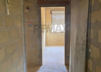 Hall / corridoio - Independent house strada portelli
 
4, Trapani - photo 30