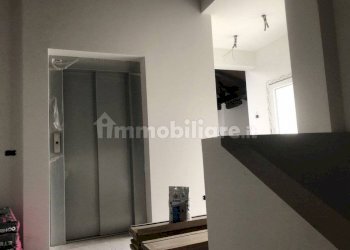 Ascensori - Quadrilocale via Pagno di Lapo Portigiani, Bologna (zona Borgo Panigale) - foto 19