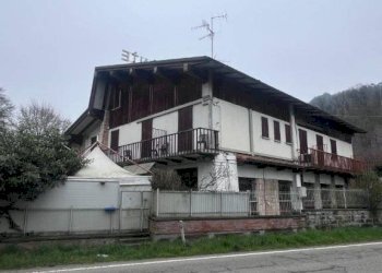 Facciata - Negozio via Setta, Sasso Marconi - foto 8