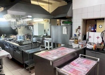 Interno non residenziale - Negozio via Setta, Sasso Marconi - foto 32