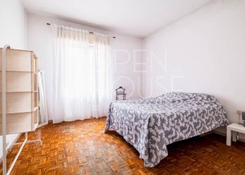 Camera da letto - Quadrilocale via Mascarella, Bologna (zona Irnerio) - foto 35