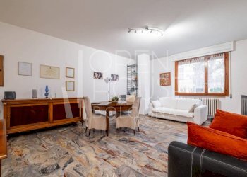 Salone - Quadrilocale via del Battiferro, Bologna (zona Bolognina) - foto 26