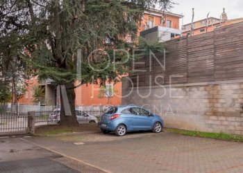 Posto macchina - Quadrilocale via del Battiferro, Bologna (zona Bolognina) - foto 31