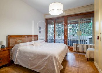 Camera da letto - Quadrilocale via del Battiferro, Bologna (zona Bolognina) - foto 45