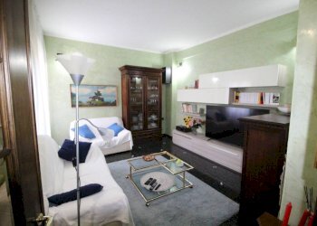 Salone - Three-room apartment via Borghetto, Genova (neighborhood Prà) - photo 1
