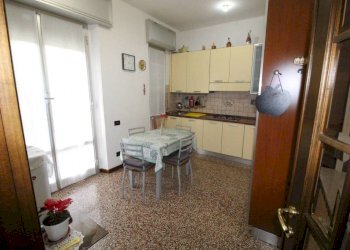 Cucina - Trilocale via Borghetto, Genova (zona Prà) - foto 2