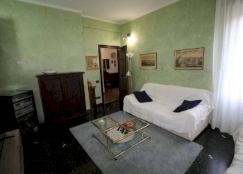 Salone - Three-room apartment via Borghetto, Genova (neighborhood Prà) - photo 15