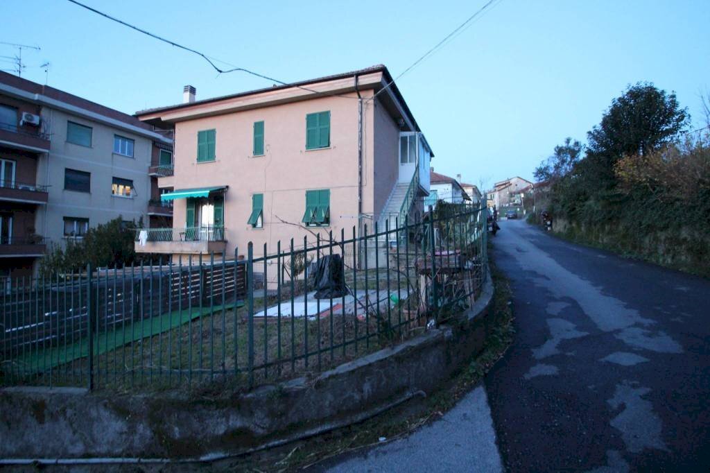 Zona - Appartamento via Borzoli, Genova (zona Borzoli) - foto 1