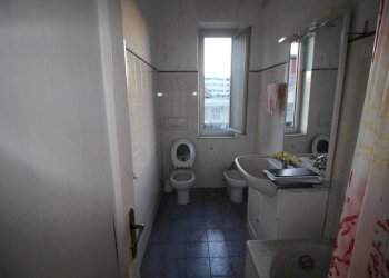 Bagno - Appartamento via Borzoli, Genova (zona Borzoli) - foto 9