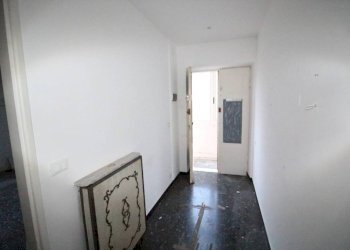 Corridoio - Apartment via Borzoli, Genova (neighborhood Borzoli) - photo 32