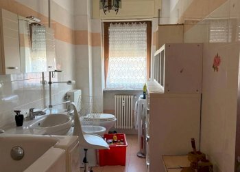 Bagno - Quadrilocale via Fiollet, Aosta - foto 16