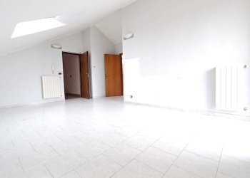 Stanza non arredata - Appartamento Alpignano - foto 3