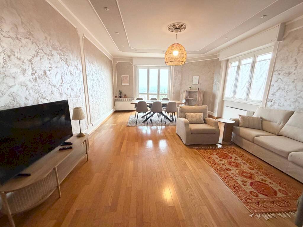 Salone - Trilocale piazza Roma, Borgo Ticino - foto 2