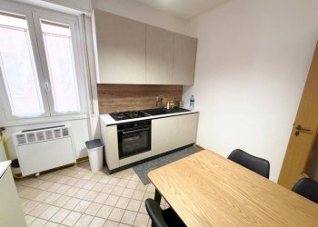 Cucina - Trilocale piazza Roma, Borgo Ticino - foto 17