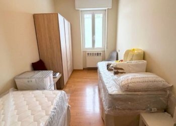 Camera da letto - Trilocale piazza Roma, Borgo Ticino - foto 25