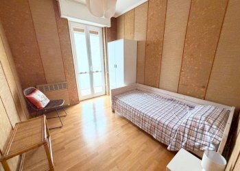 Camera da letto - Trilocale piazza Roma, Borgo Ticino - foto 39