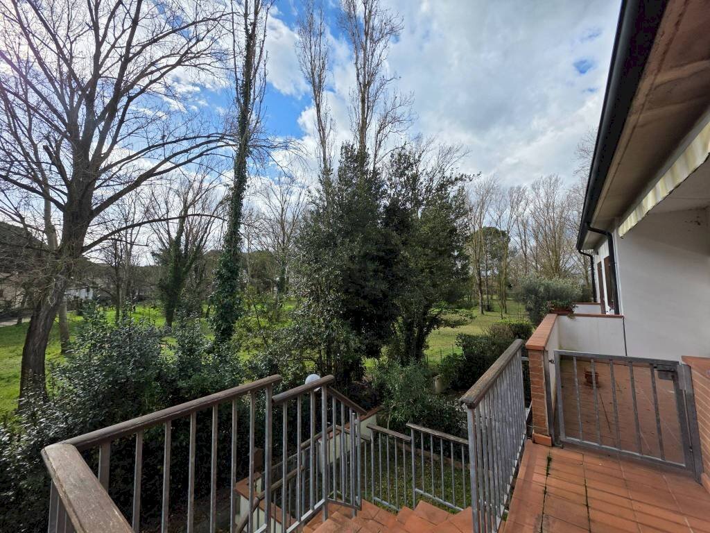 Terrazzo - Trilocale viale dei Salici, 4, Ravenna (zona Porto Corsini) - foto 3