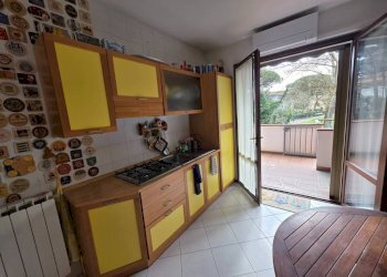Cucina - Trilocale viale dei Salici, 4, Ravenna (zona Porto Corsini) - foto 8