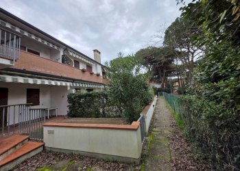 Giardino - Trilocale viale dei Salici, 4, Ravenna (zona Porto Corsini) - foto 26
