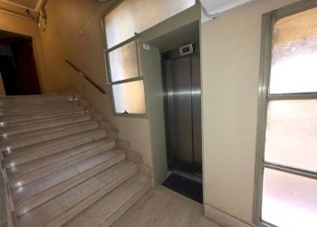 Ascensori - Bilocale strada Maggiore, 37, Bologna (zona Centro Storico) - foto 12