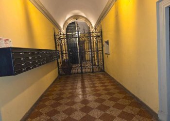 Interno palazzo - Bilocale strada Maggiore, 37, Bologna (zona Centro Storico) - foto 16